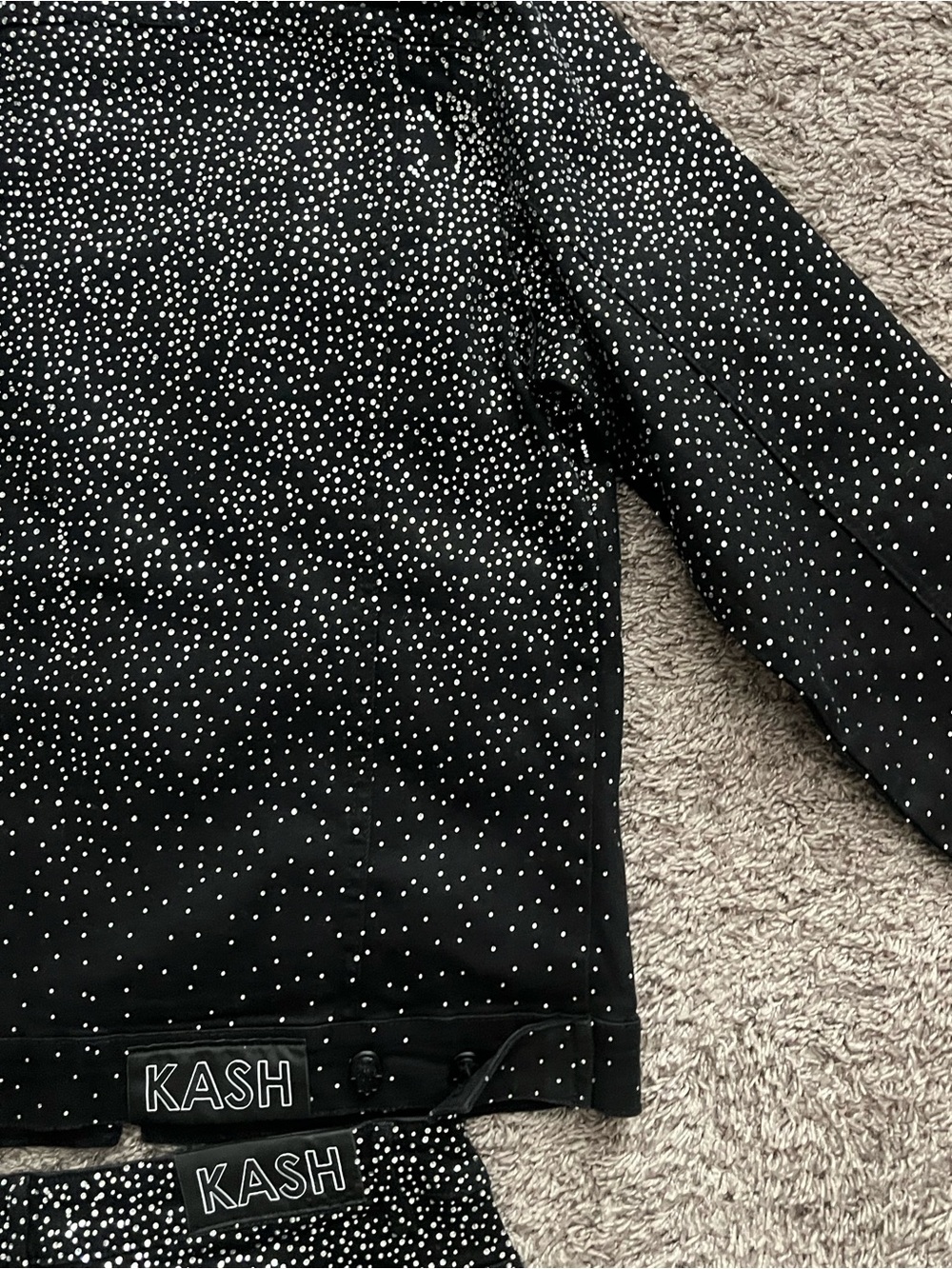 Black KASH Rhinestones Set - Picture 9 of 9